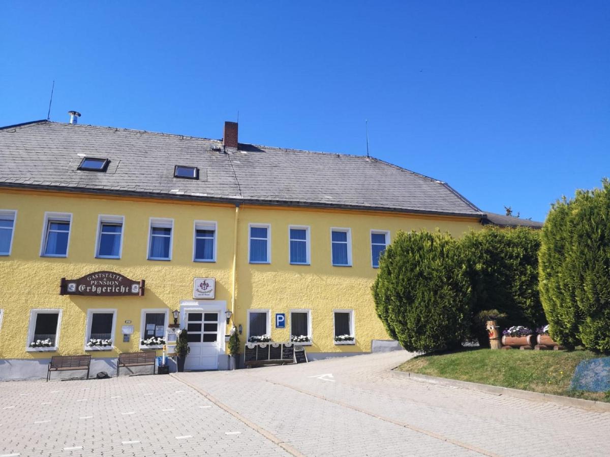 Pension & Gasthof Erbgericht Hoehenlage 850M Marienberg Exterior photo